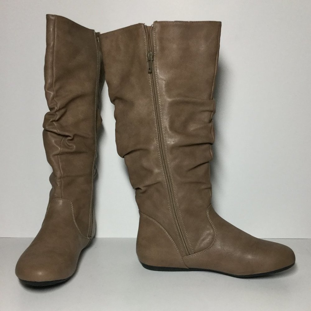 Hotcakes, beige color tall boots size 7